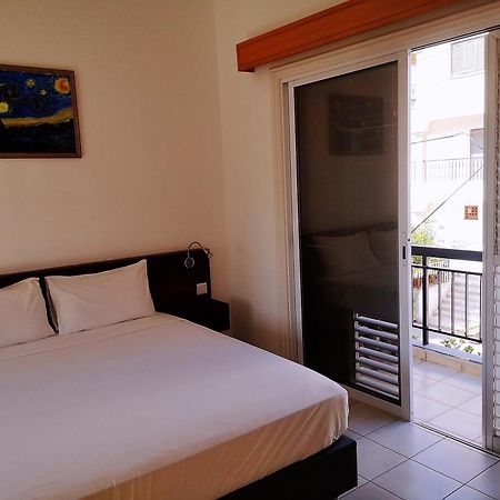 St Elena Boutique Residence Larnaca Dış mekan fotoğraf