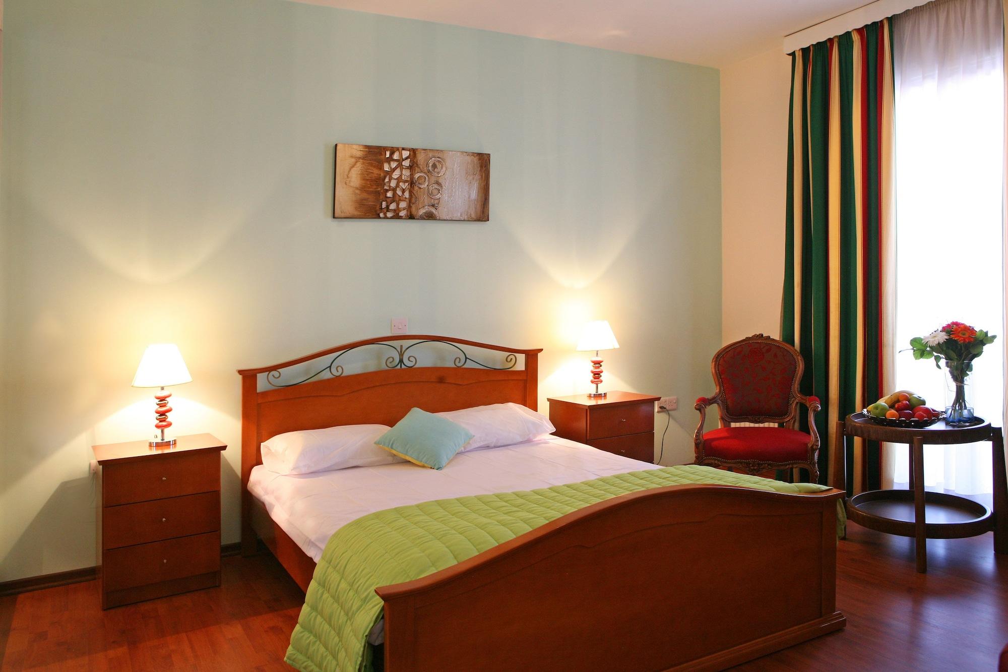 St Elena Boutique Residence Larnaca Dış mekan fotoğraf