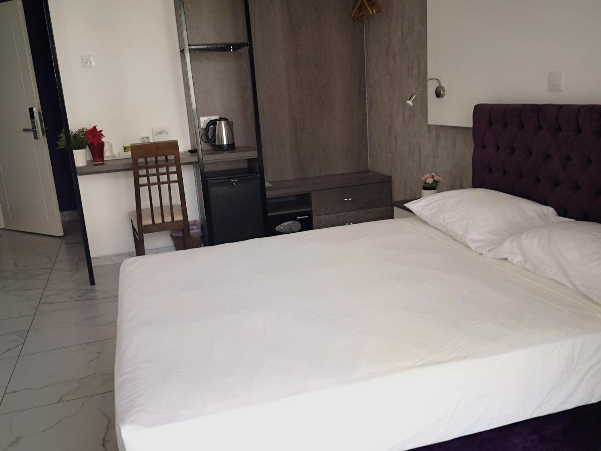 St Elena Boutique Residence Larnaca Dış mekan fotoğraf