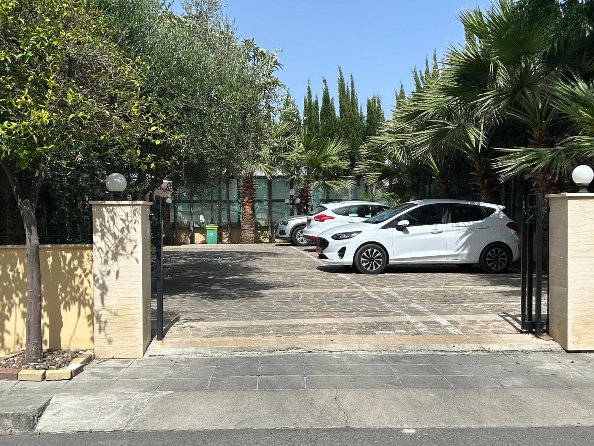 St Elena Boutique Residence Larnaca Dış mekan fotoğraf